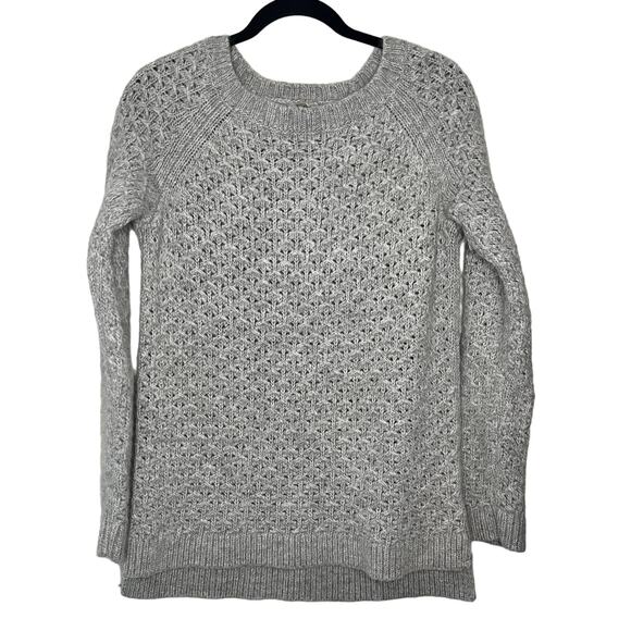 Banana Republic women's gray fuzzy knit wool alpaca blend sweater Size M - Picture 1 of 6